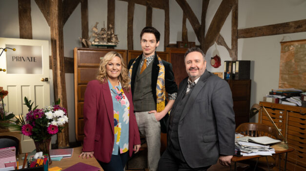 OVATION TV TO AIR SEASONS THREE AND FOUR OF SHAKESPEARE & HATHAWAY: PRIVATE INVESTIGATORS STARTING SATURDAY, SEPTEMBER 2